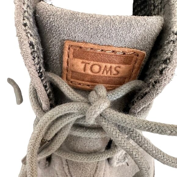 Toms | Size 7.5 Wedge Suede Embroidered Bootie Lace Up Desert Grey Southwestern - Picture 5 of 9